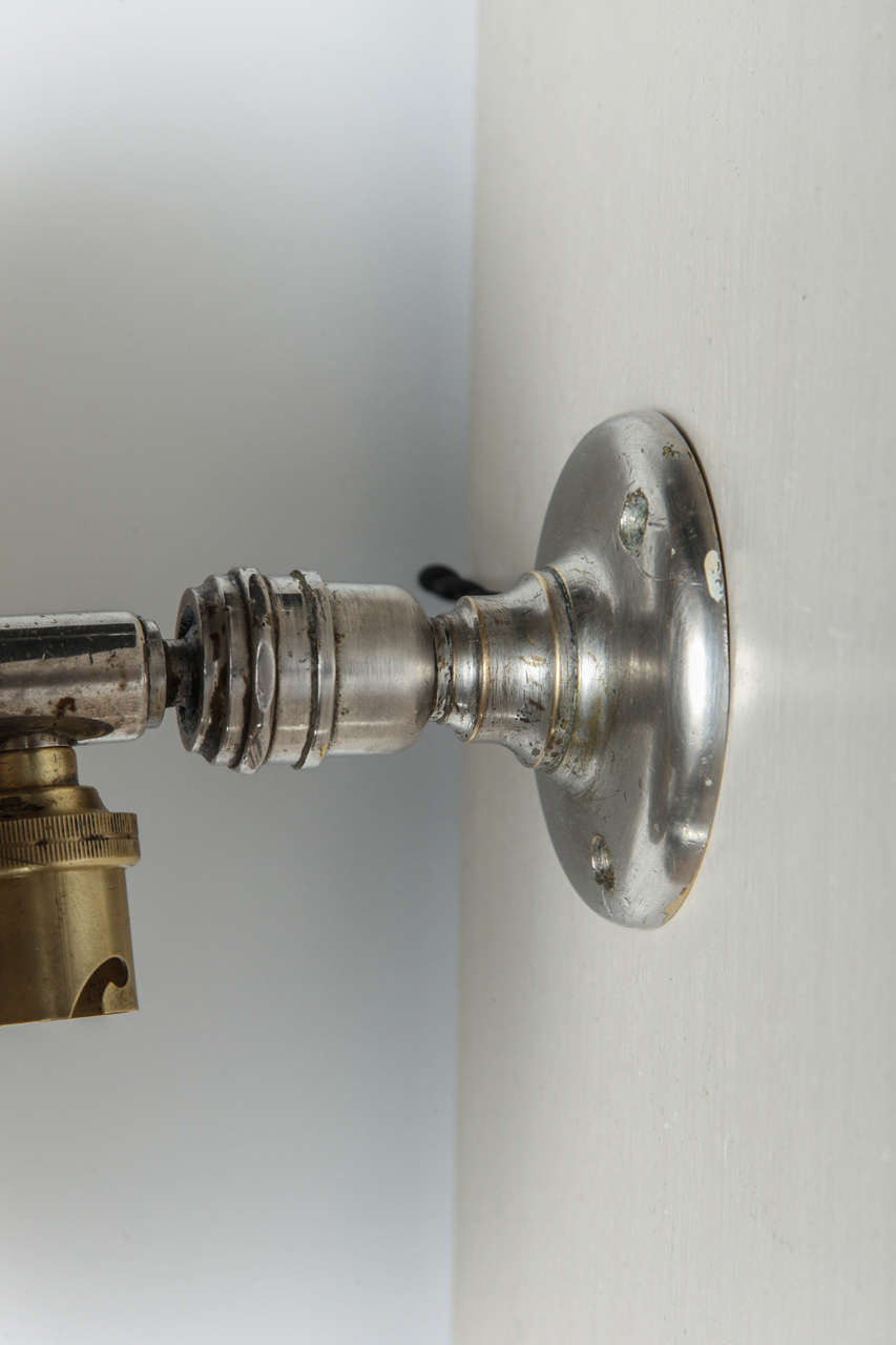 Miroir de coiffeuse d'hôtel français Brot avec lumière de S.G.D.G. 1