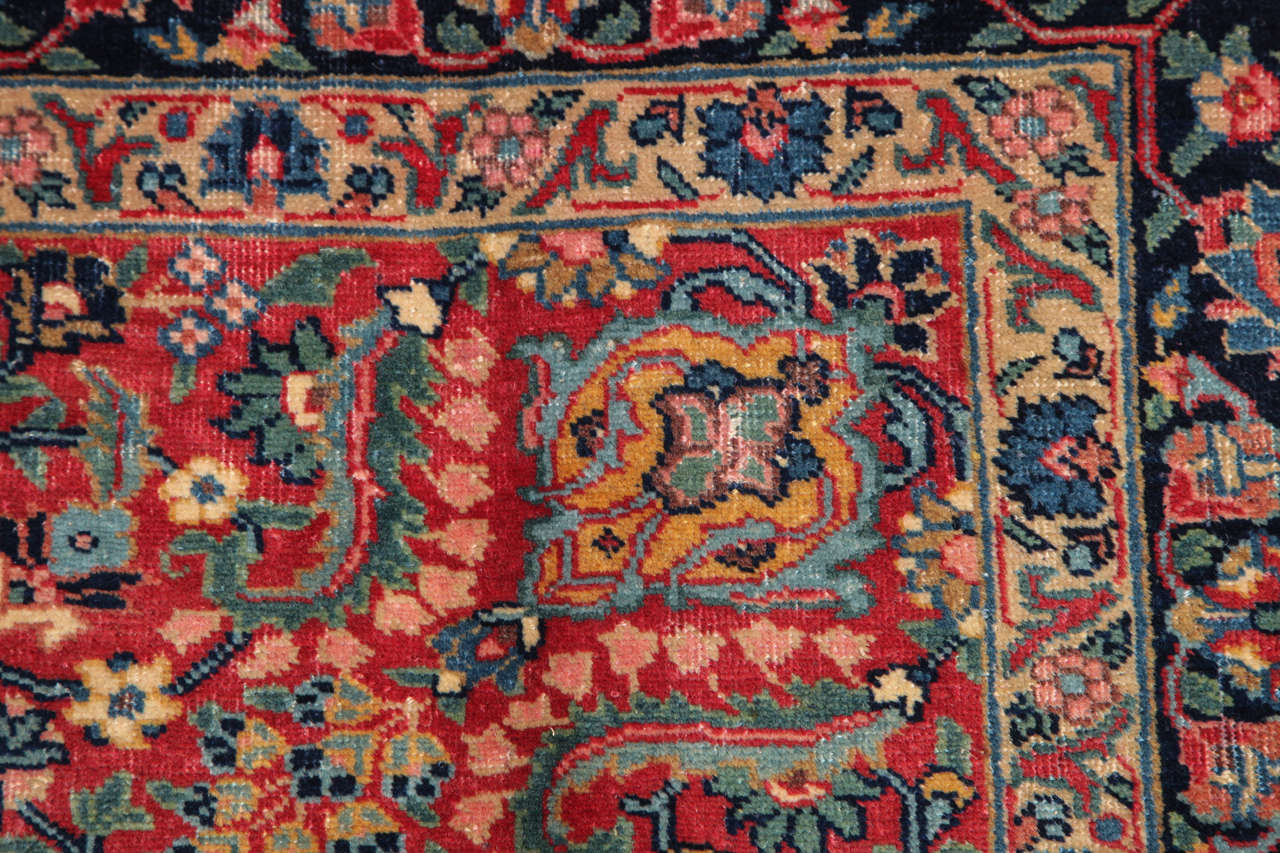 Antiker 1910er Jahre persischer Kermanshah Songhor Teppich, 4' x 6' im Angebot 2