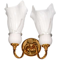 Vintage Elegant Mid-Century Modern Murano Glass Sconce with Fazzoletto Design