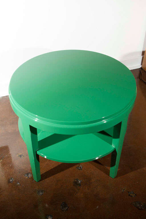 Pair of Classic Round Side Tables in Rich Green Lacquer 3