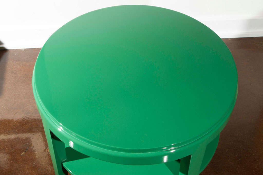 Pair of Classic Round Side Tables in Rich Green Lacquer 5