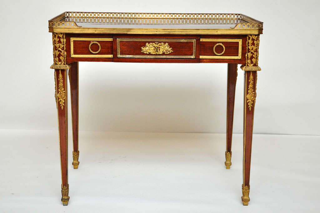 French Neoclassical Louis XVI Table Desk For Sale at 1stdibs