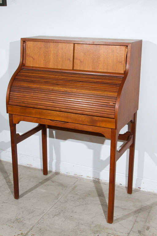 Brown Saltman Petite Roll Top Writing Desk