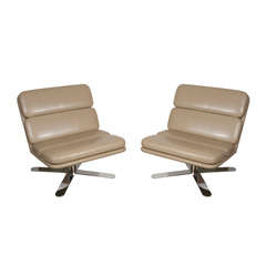 John Follis pair of leather "Solo Chairs" for Fortress