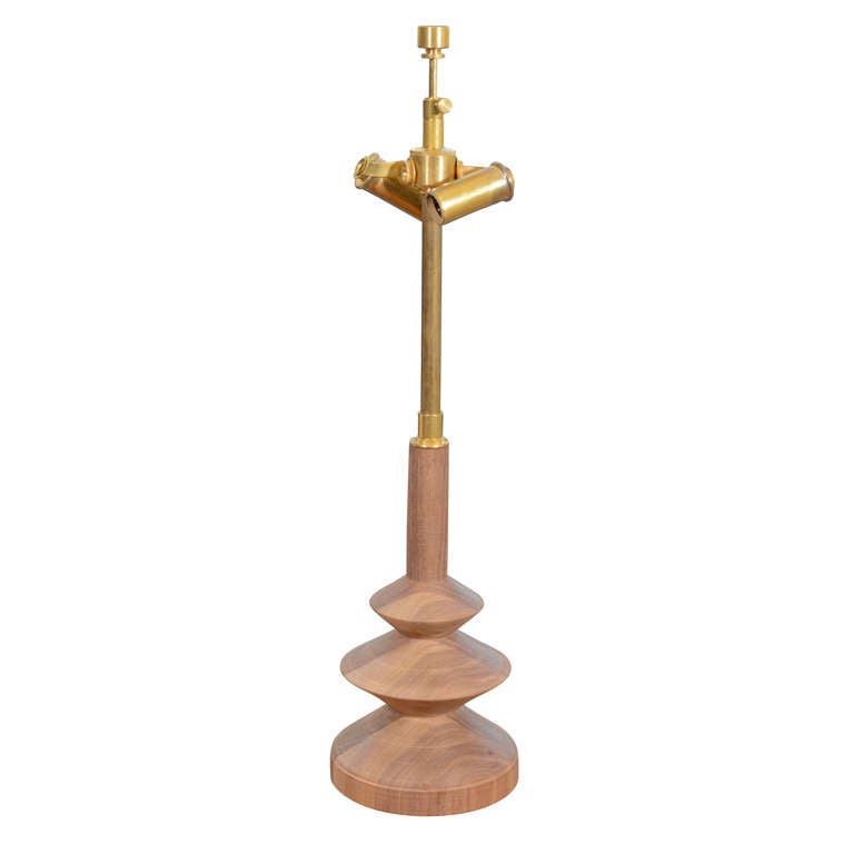 Hoover Turned Walnut Table Lamp In Excellent Condition For Sale In New York, NY