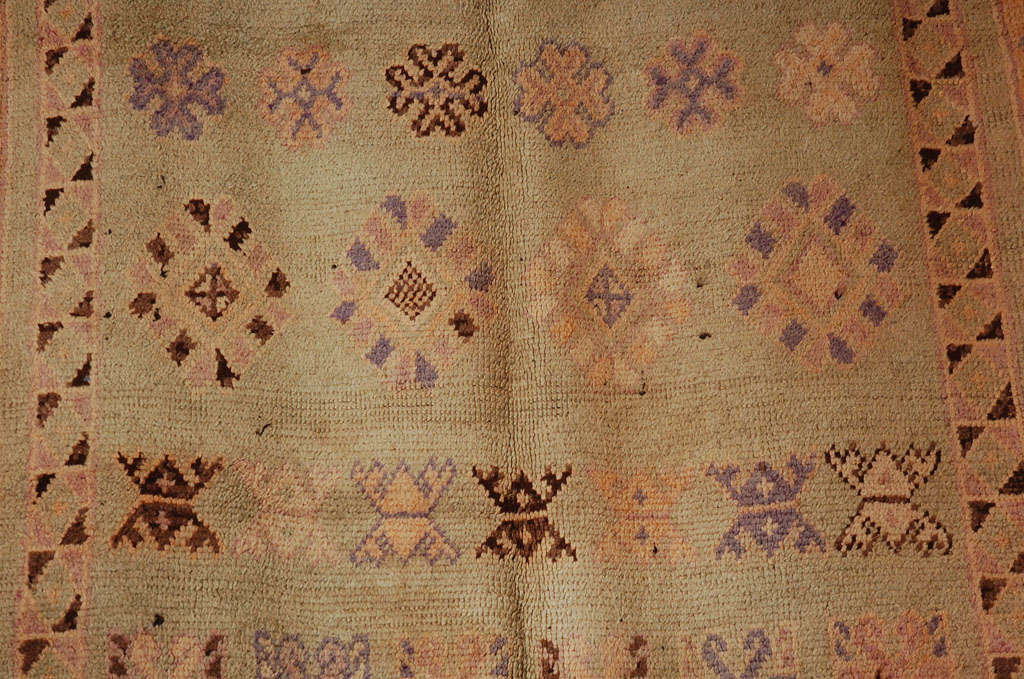Wool Vintage Moroccan Berber Tribal Faded Rug For Sale