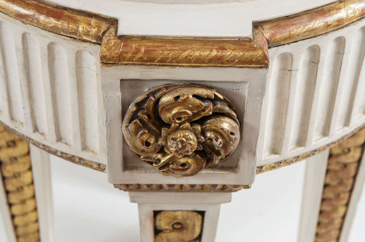 Mesa Gueridón Neoclásica Dorada y Pintada, Francia, hacia 1860 Roble en venta