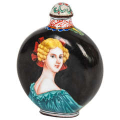 Fine CHINESE Enameled SNUFF BOTTLE, hand painted portraits, Late QING