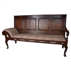 Seltenes Tagesbett oder Settle aus englischer Eiche aus der Queen-Anne-Periode, um 1710