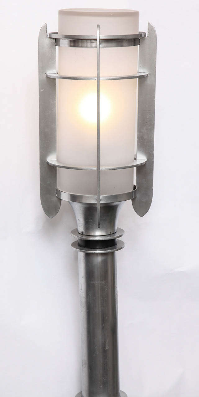 A 1930's American Modernist Art Deco Architectural Floor Lamp 7