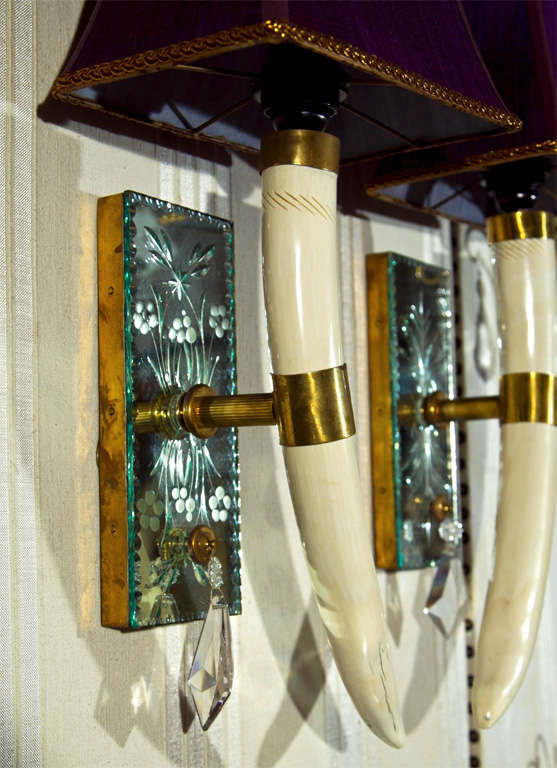 Pair of Ivory Tusks Wall Sconces In Excellent Condition In Manhasset, NY