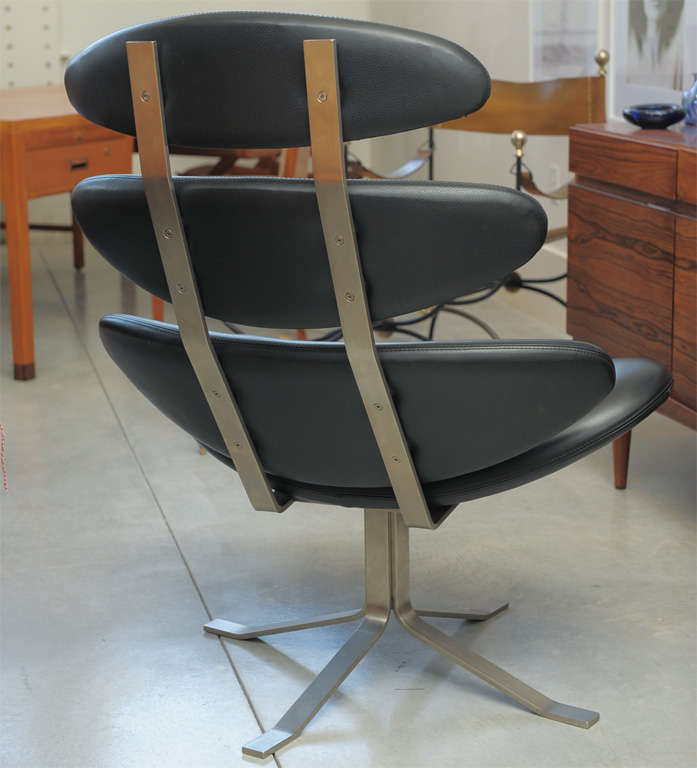 Poul M. Volther - Corona lounge chair, Model EJ 5 In Good Condition In San Francisco, CA