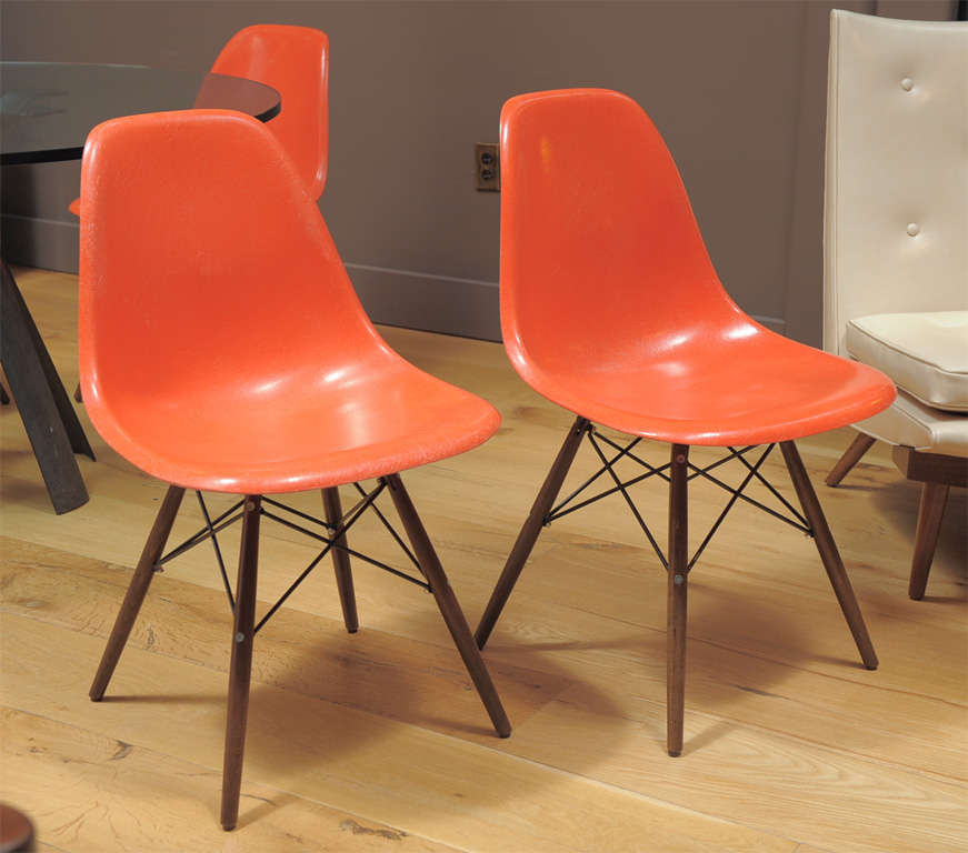 American Charles Eames - Model DSW chair, six available