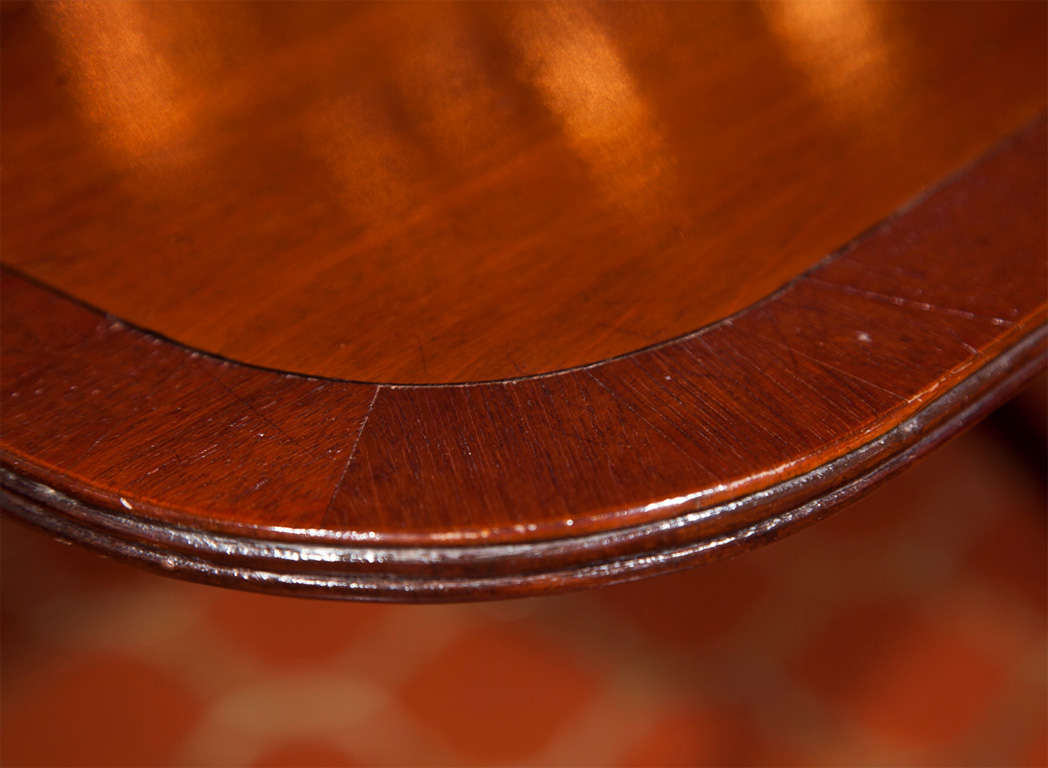 Large Mahogany Pembroke Table In Excellent Condition For Sale In Woodbury, CT