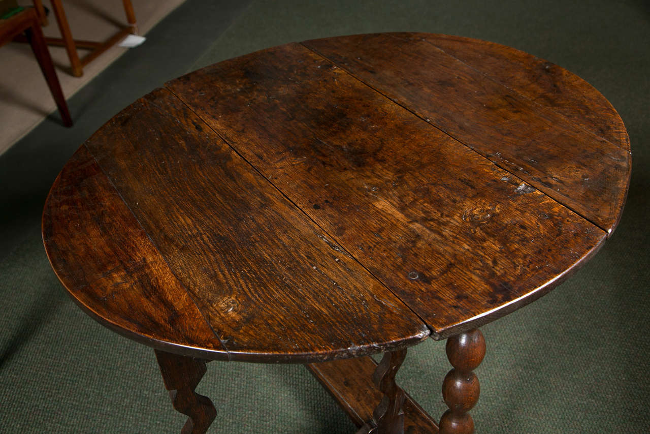 Small Oak Gateleg Table