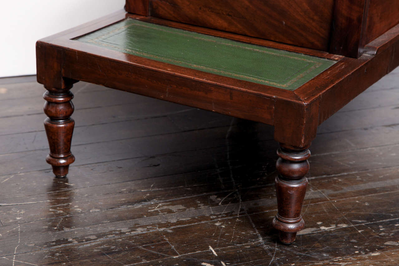 19th Century English, Mahogany Bed Steps In Good Condition In New York, NY