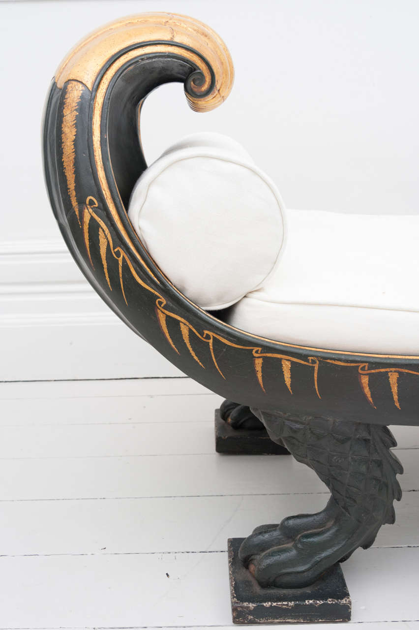 A 19th Century Regency Painted Daybed In Excellent Condition In Kent, GB