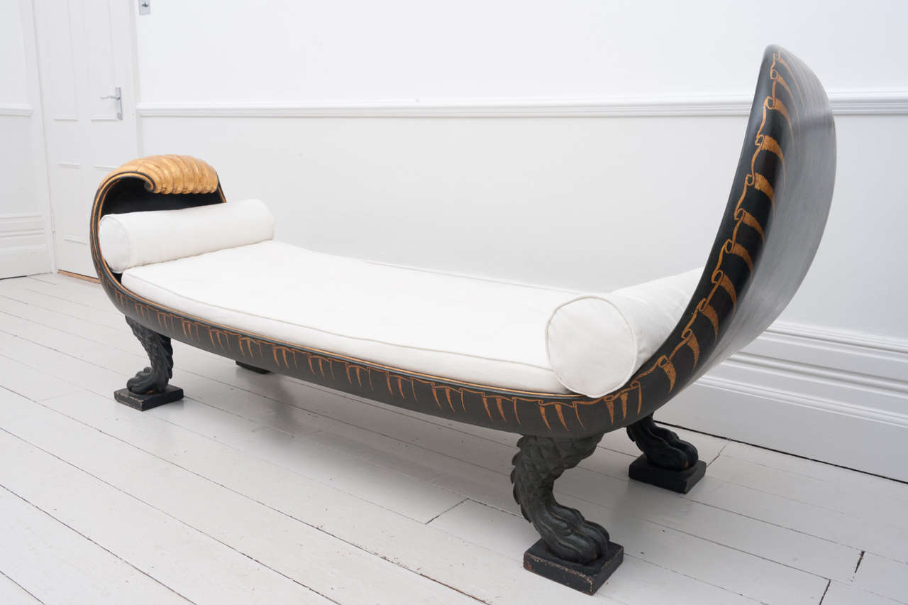 A 19th Century Regency Painted Daybed 2