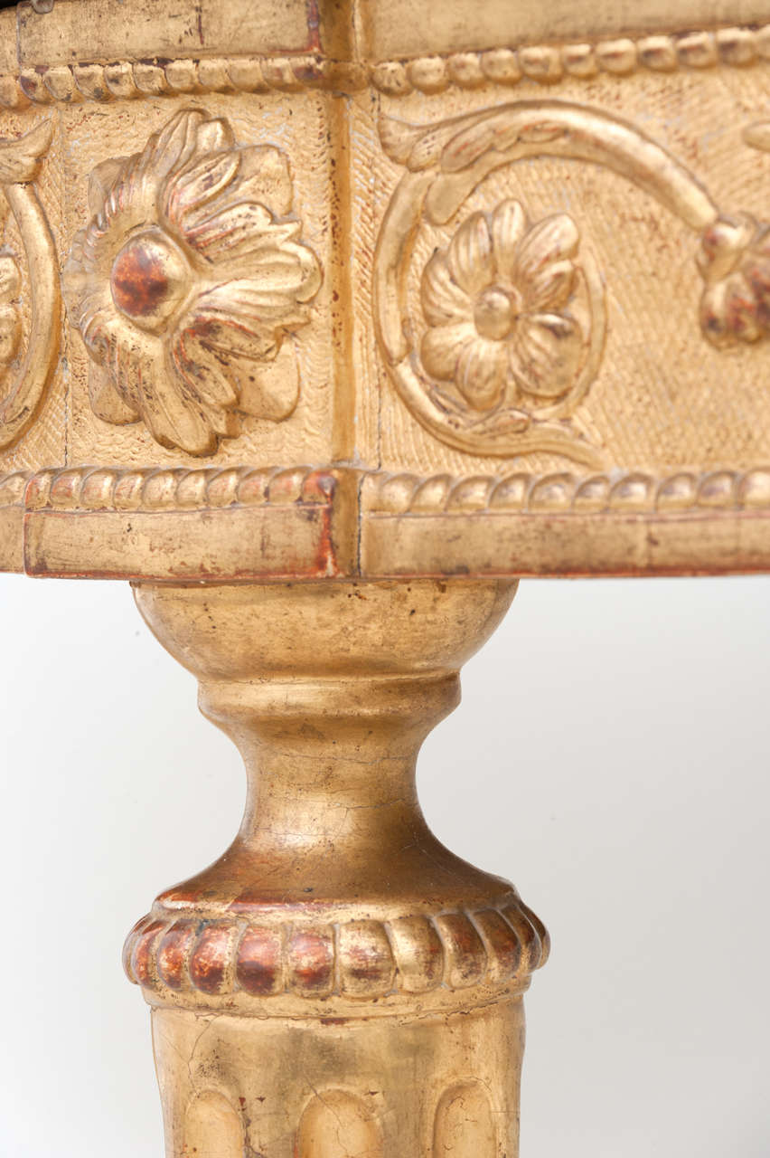18th Century and Earlier 18th Century Italian Genoese Neoclassical Gilded Table For Sale