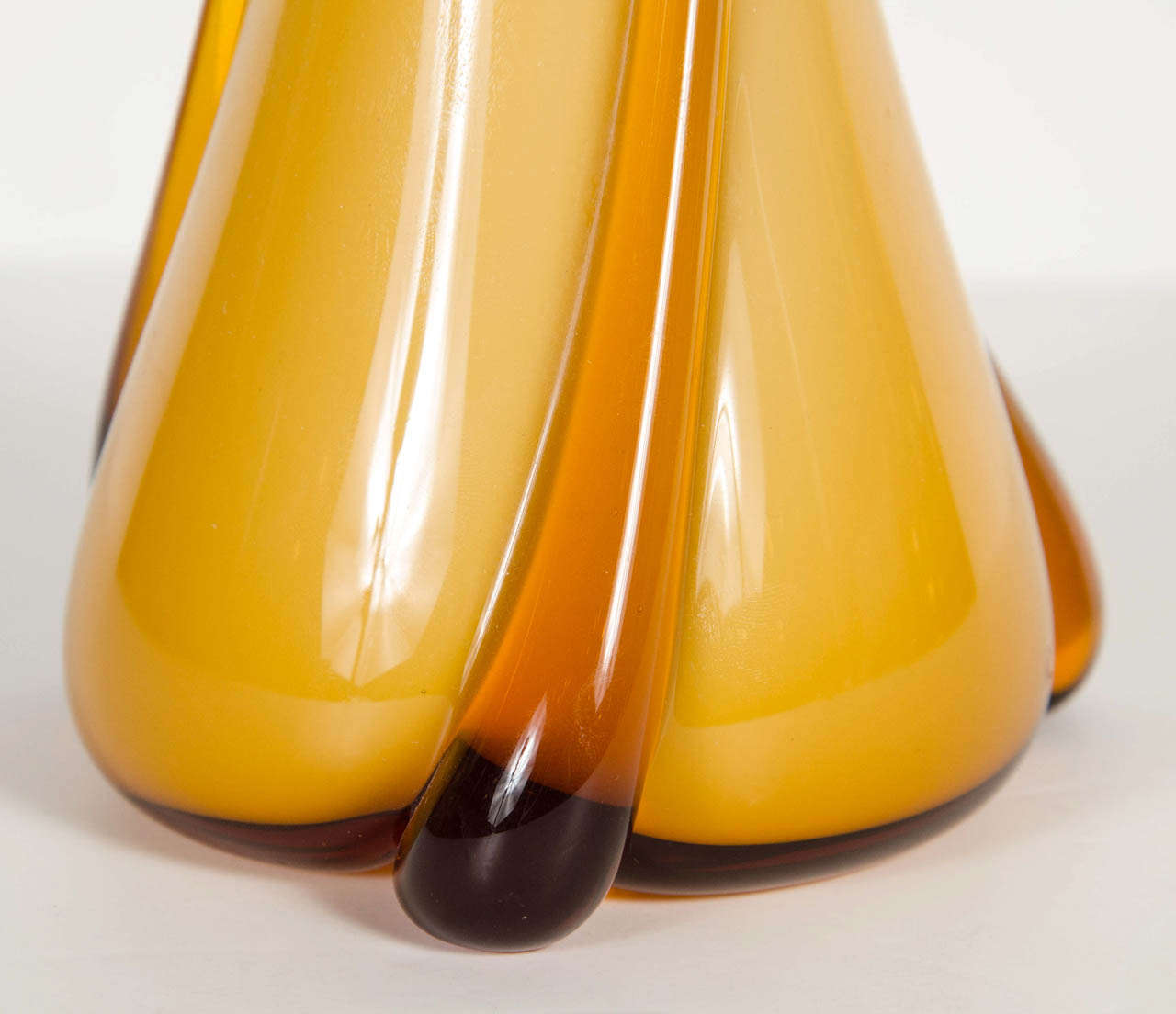 Italian Mid-Century Modern Twisted Spiral Amber Murano Glass Vase