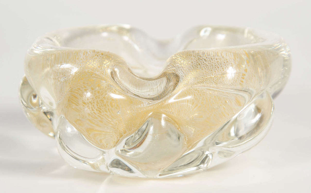 Mid-Century Murano Glass Ashtray with 24k Yellow Gold Flecks In Excellent Condition In New York, NY