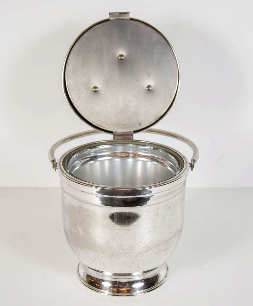 20th Century Luxe Art Deco Ice Bucket Fitted with Bar Accessories