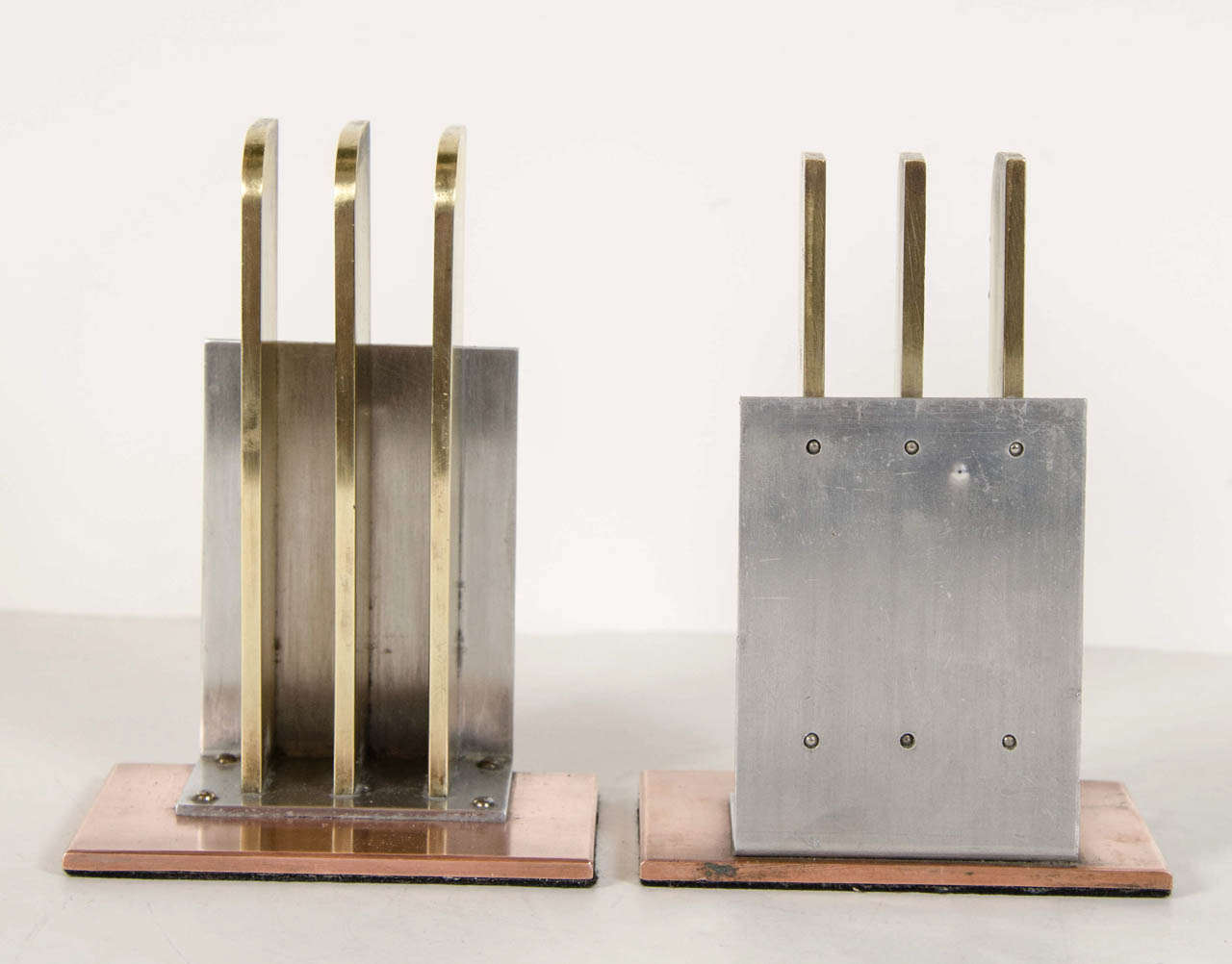 Streamline Art Deco Pair of Bookends  in the Manner of Donald Deskey In Excellent Condition In New York, NY