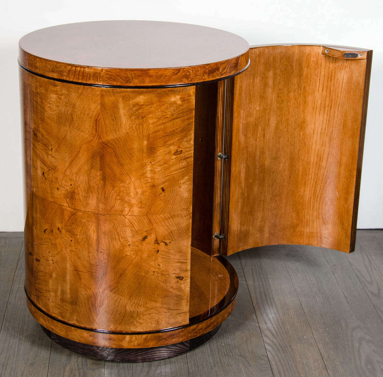Art Deco Drum Style Occasional Table in Book-Matched Burled Carpathian Elm 2