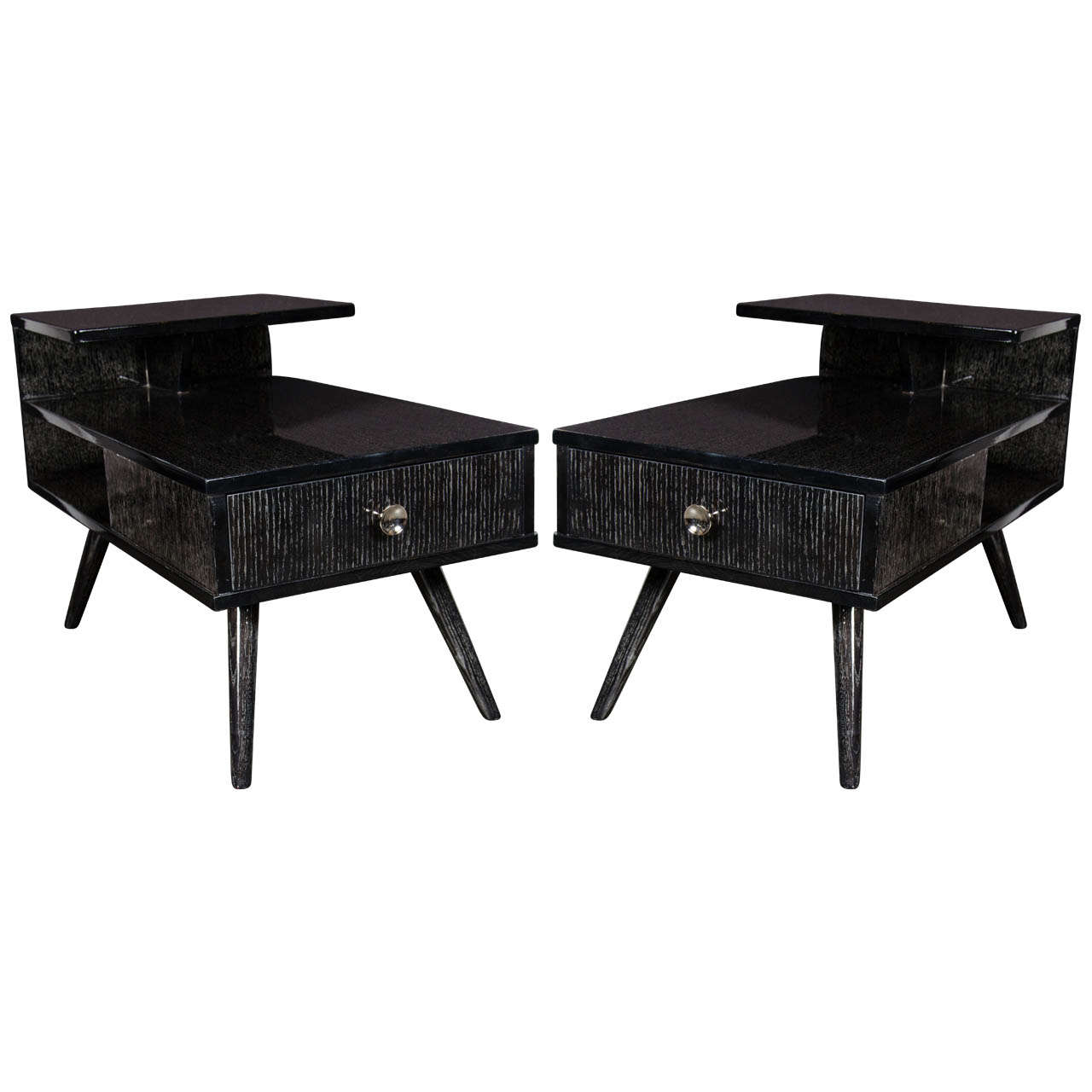 Ultra Chic Pair of Mid-Century Modernist Silver Cerused Oak Side Tables