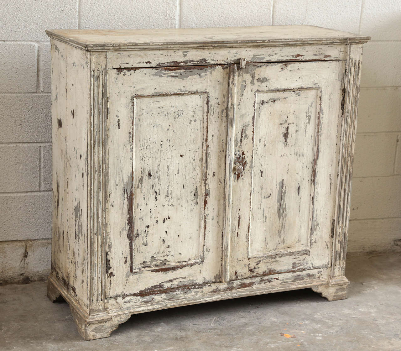 Spanish painted buffet (only one available).