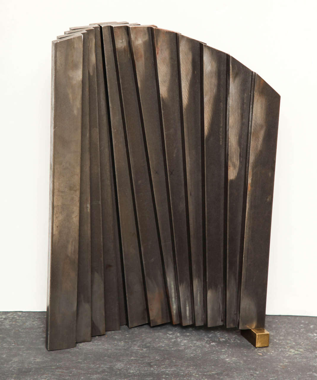 Abstract Steel and Brass Geometric Sculpture, Italian, 1970s In Excellent Condition In New York, NY