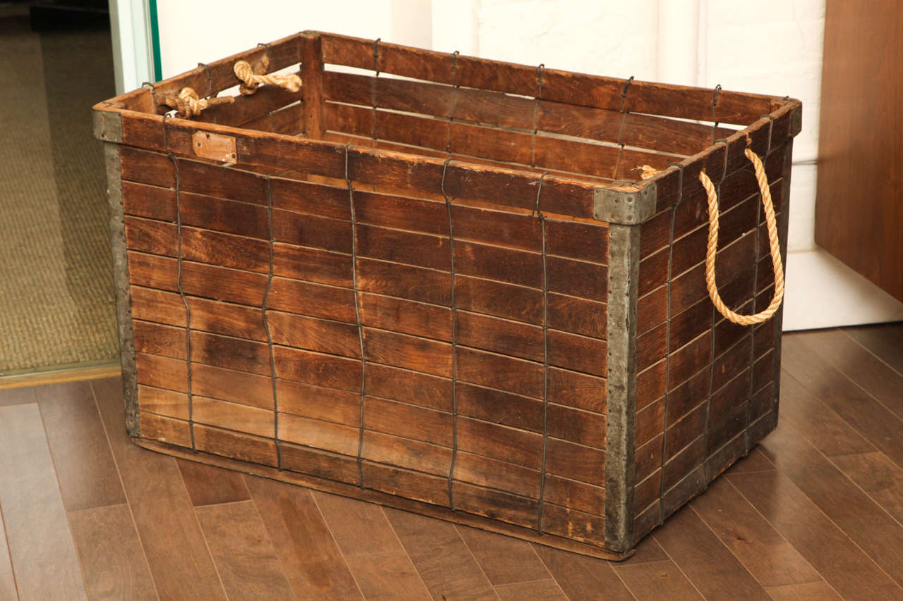 Wooden Slate Bin with Rope Handles In Distressed Condition In New York, NY