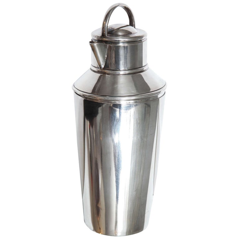 Cocktail Shaker with Handle and Spout For Sale at 1stdibs