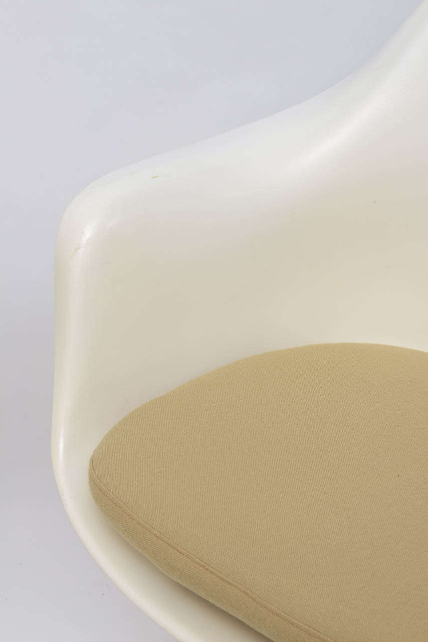 Pair of Arm Chairs by Eero Saarinen 2