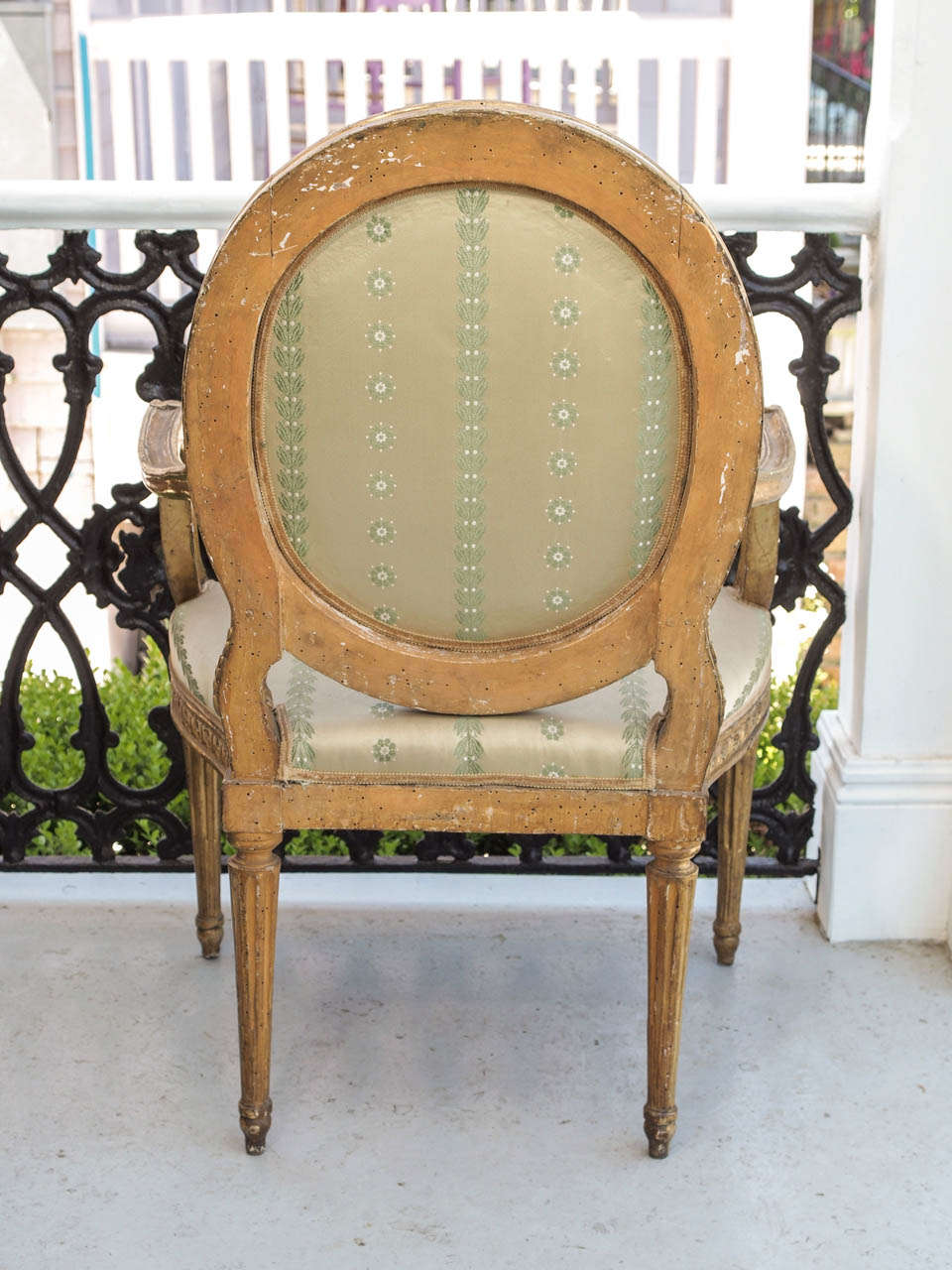 Set of Four Italian Louis XVI Gilt Ovalback armchairs 5