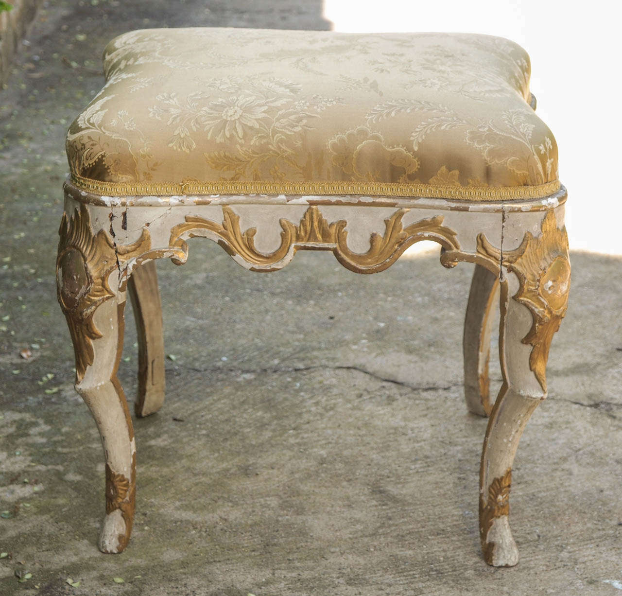 18th c. Venetian Pained white and parcel gilt stool.