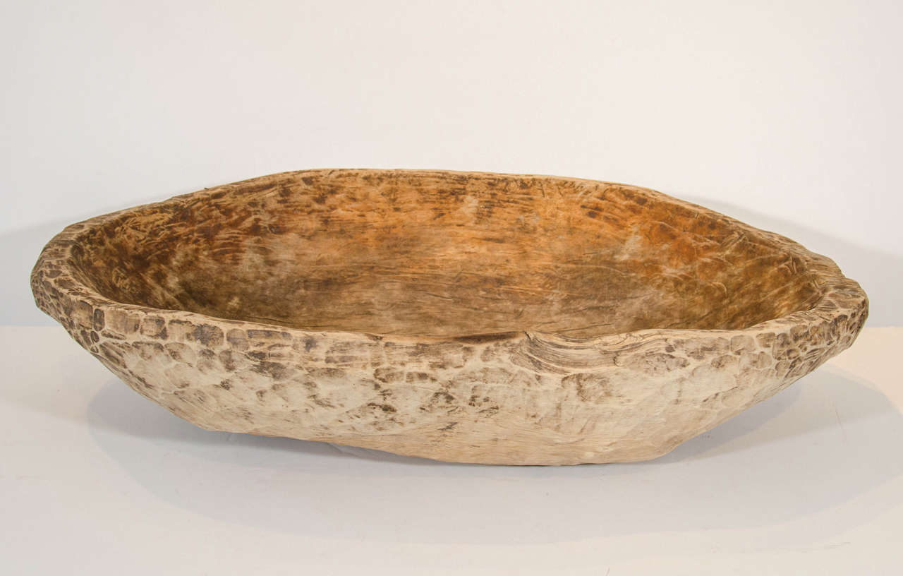 A large Chinese antique tray/bowl carved from a single piece of pine wood. A truly beautiful patina. From Yunnan Province, c. 1920.
TR122