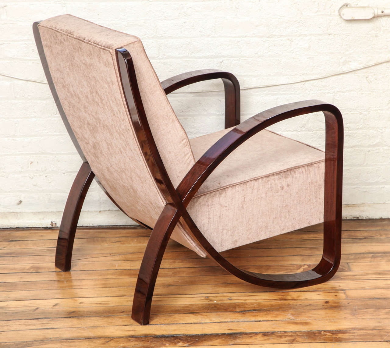 Pair of French Art Deco Armchairs In Excellent Condition In New York, NY