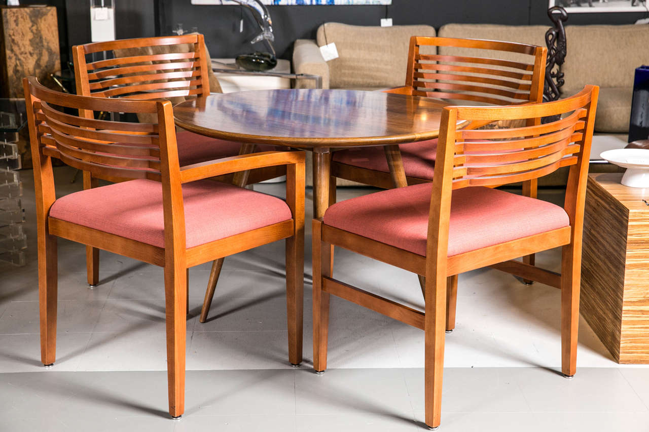 Set of Four Dining Chairs Designed by Joe and Linda Ricchio for Knoll For Sale 5