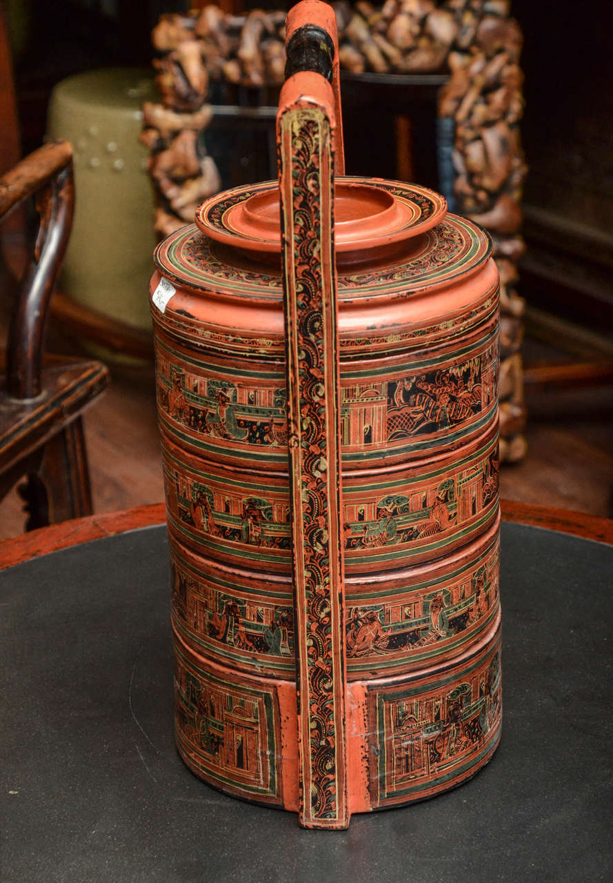 Turn of the Century Thai Decorated Lacquered Tiffin In Excellent Condition In East Hampton, NY