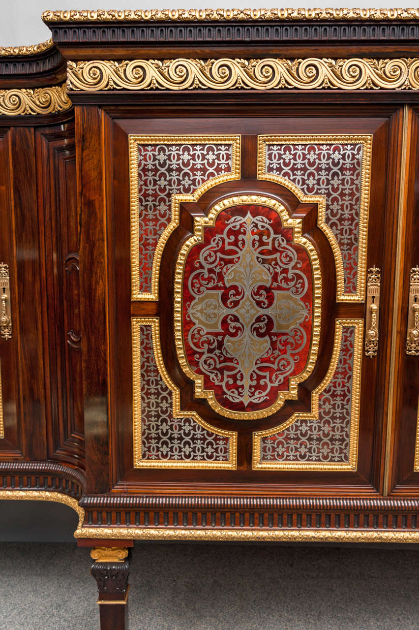 Ausstellung Qualität 19. Jahrhundert Palisander und Boulle Breakfront Side Cabinet (Englisch) im Angebot