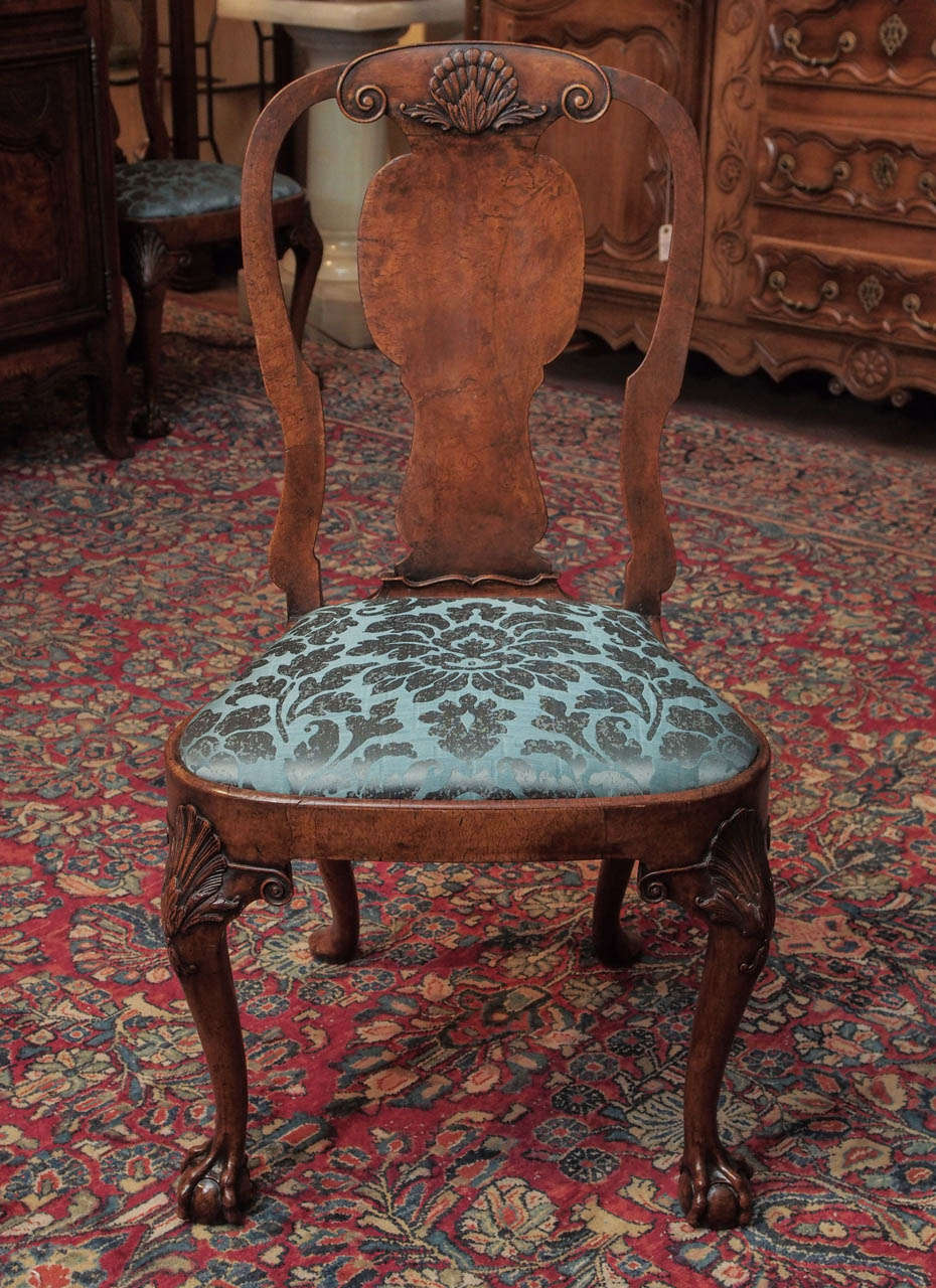 Set of 12 Antique Walnut Queen Anne Style DIning Chairs circa 1865-1885 5