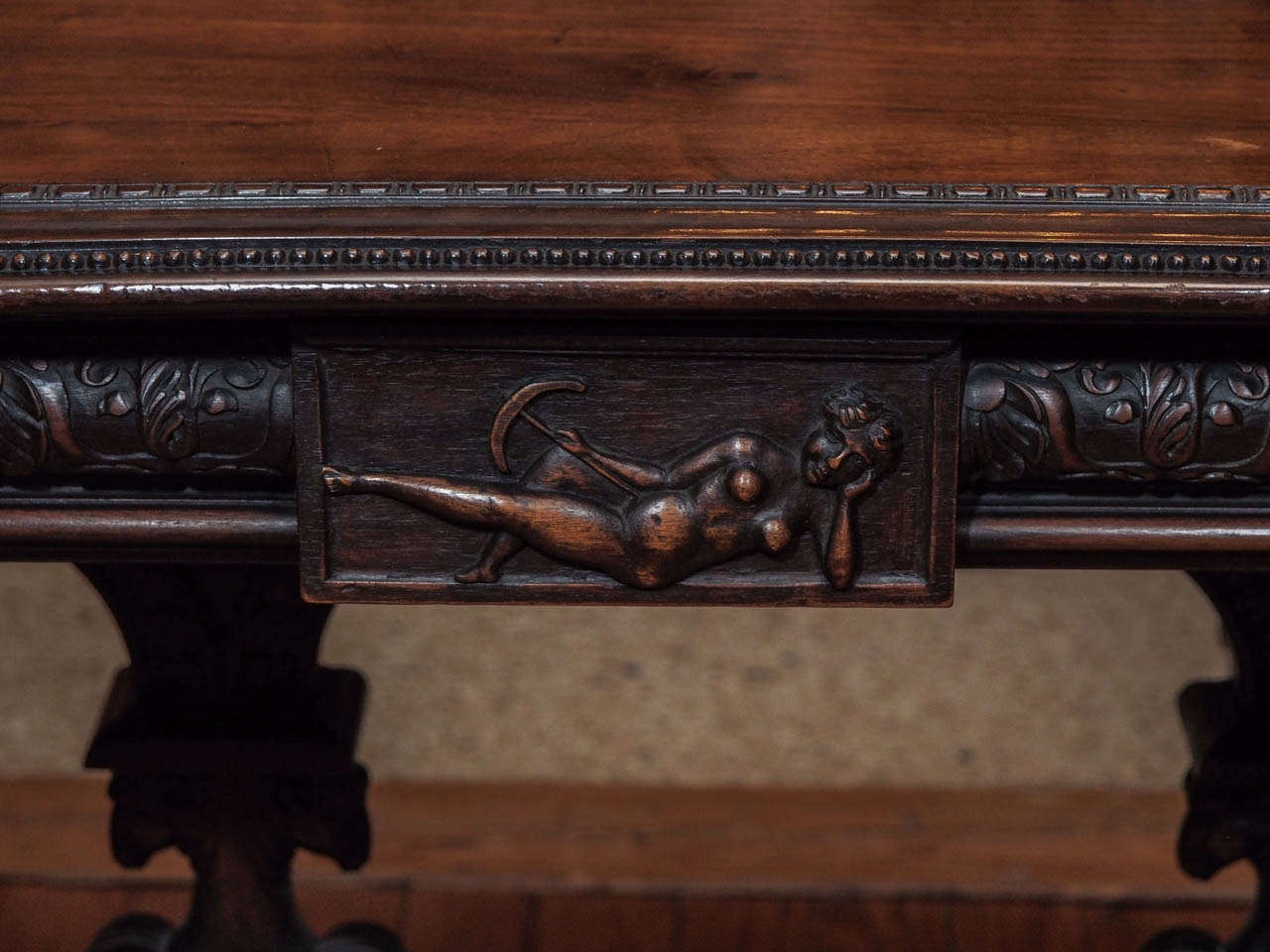 Early 19th Century Antique Carved Walnut Renaissance Trestle Table 2