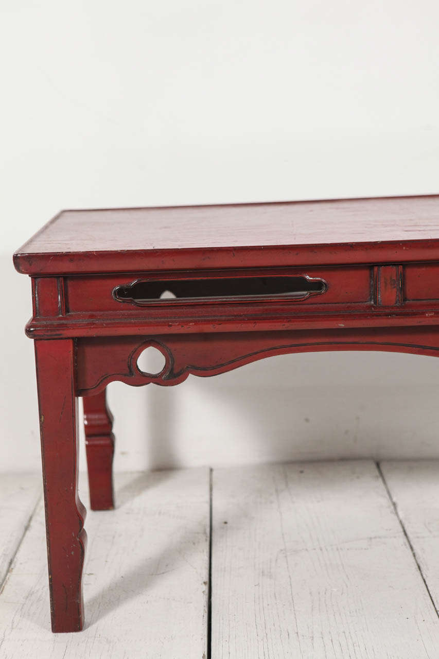 Chinese Chippendale Red Lacquer Chinese Bench / Coffee Table