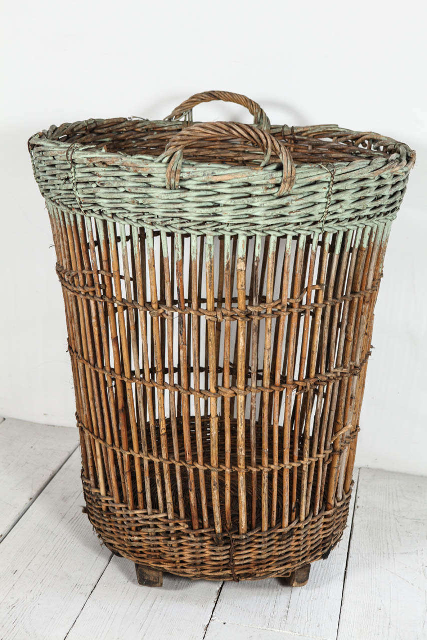 Rustic Large Scale Reed Basket 1