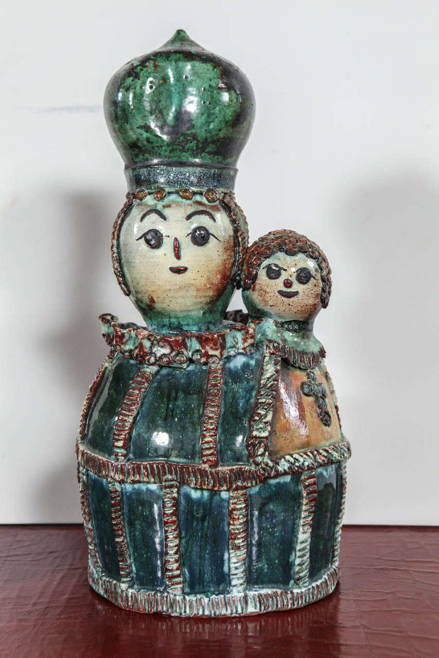 Czech Pottery Family by Viktor Vegricht In Excellent Condition In Los Angeles, CA