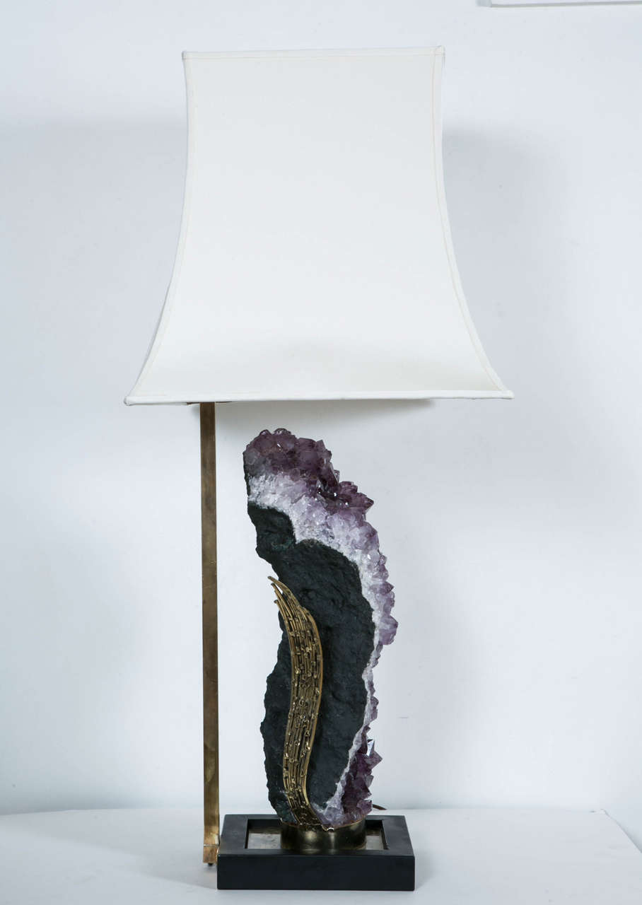Gilt Brass Table Lamp with Amethyst Geode, by Duval-Brasseur, France, 1970s For Sale 1