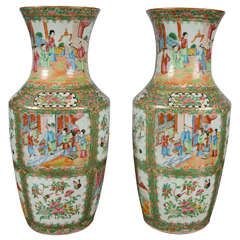 Pair of 19th Century Tall Chinese Canton Flared Neck Vases 10