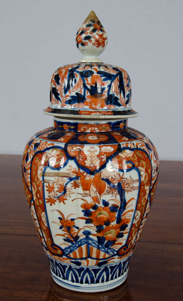 Pottery 19th Century Lidded Japanese Imari Jar with Flame Shaped Finial