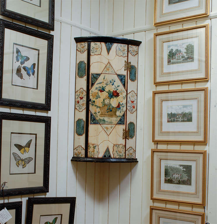 Hanging Corner Cabine